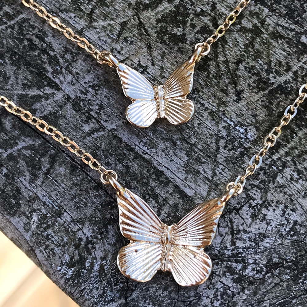 Jewelry| 🦋Layered Gold tone Butterfly Necklace